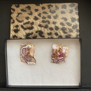 Laconbe /Vintage porcelain earring